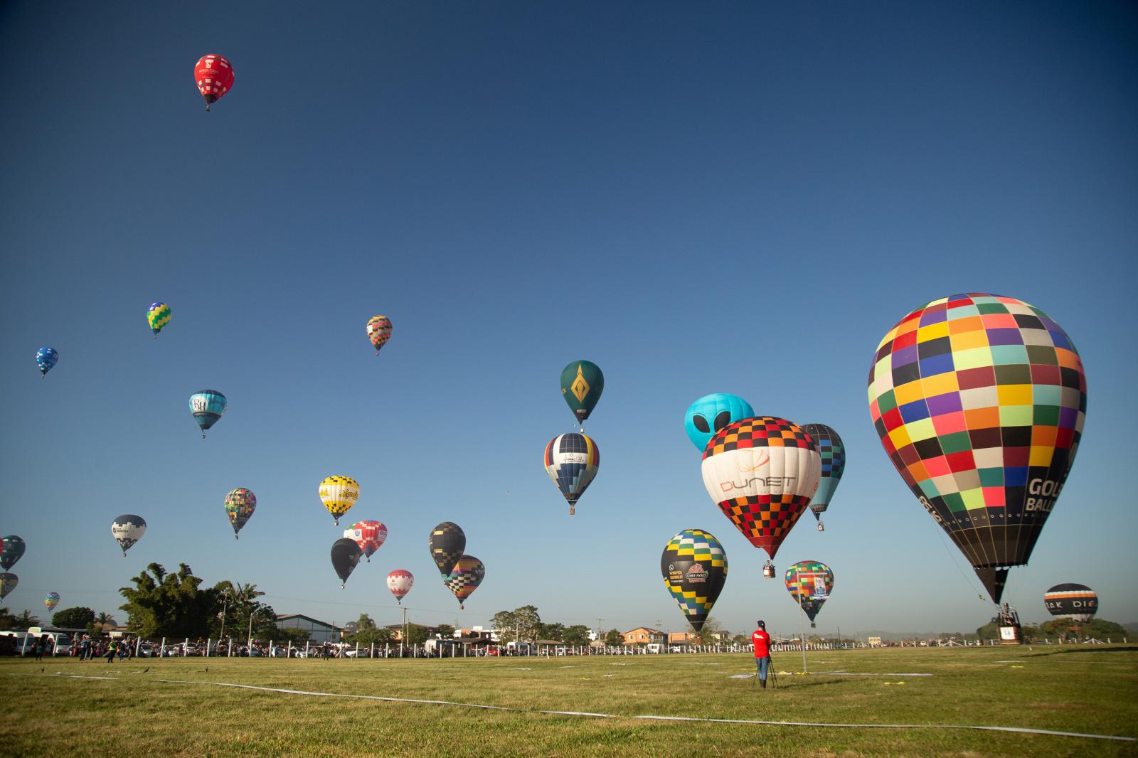 PAUTA DIA 12 – 15H30: COLETIVA DE IMPRENSA DA ABERTURA DO FESTIVAL DA PRIMAVERA, QUE CONTARÁ COM CAMPEONATO PARANAENSE DE BALONISMO, EM CASTRO
