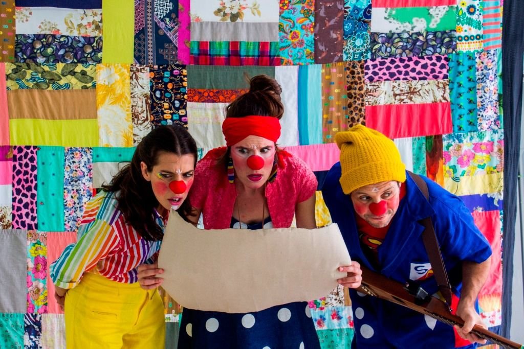Entre páginas e caminhos: projetos unem literatura, teatro e agroecologia em ações para as infâncias
