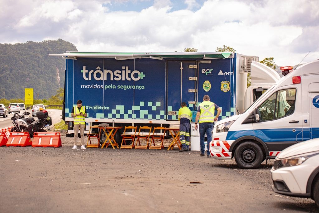 Feriado do Dia do Trabalhador irá movimentar as rodovias entre Curitiba e o Litoral do Paraná - EPR Litoral Pioneiro – Concessionária de Rodovias no Paraná
