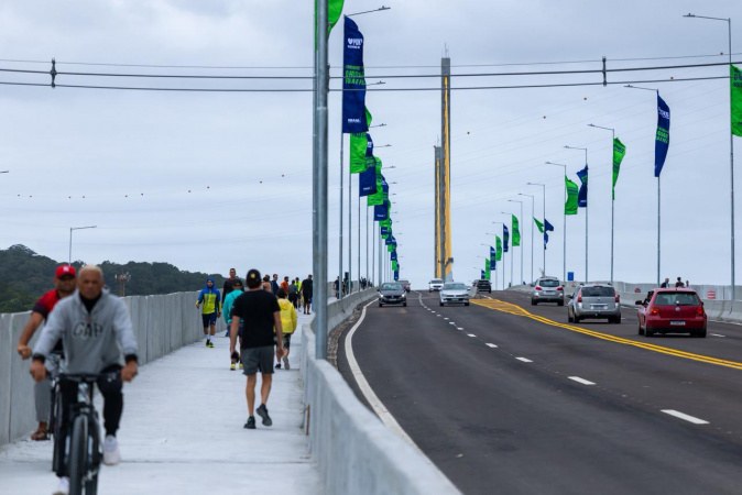 DER/PR divulga portaria que reforça restrições para veículos de carga na Ponte de Guaratuba