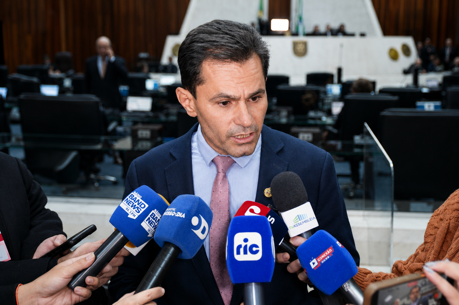 CCJ confirma decisão do Conselho de Ética e aprova parecer pela cassação do deputado Renato Freitas