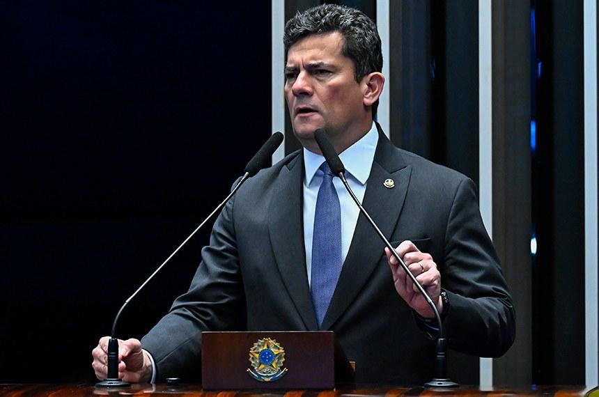 Moro ouve produtores de banana e palmito aos pés da Serra do Mar